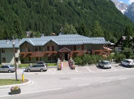 Residence Orsa Maggiore, апарт-отель в Мадонна-ди-Кампильо
