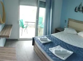 Studios Koula 2-PETROS