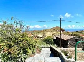 Casa Rural con Preciosas Vistas para una Estancia Perfecta