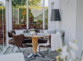 Pension Sterntaler, hotel v destinaci Rheinhausen