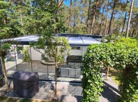 Prachtig Boschalet met CV, Airco en Sauna op de Veluwe, hotel v destinaci Doornspijk