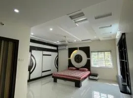 Kutir Stay