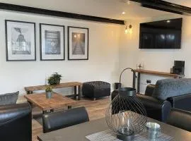 Booking Urban at Halstead