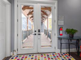 Sweet Woods Hill, hotel com estacionamento em Blue Mountains