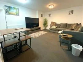 Cosy Nook - Town centre flat with free nearby parking,