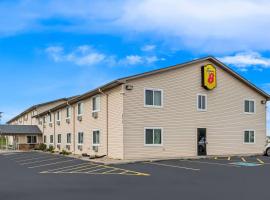 Super 8 by Wyndham Council Bluffs IA Omaha NE Area, hotel in Council Bluffs