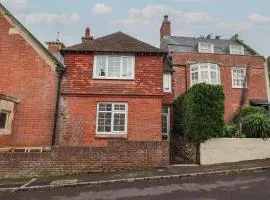 18 Chamberlaine Road