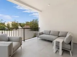 Bonaire Beach Apartment 7 with communal pool and diving facilities