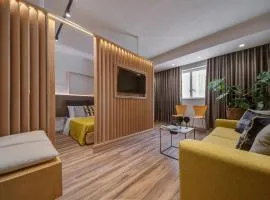 Stylish Apartment, Steps Away From The Sea in St Julians