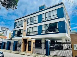 Residencial Vila das Canoas, hotel en Bombinhas