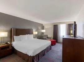 Best Western Plus Toronto Airport Hotel
