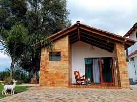Caba&ntilde;a para pareja en huasca, casa de campo em Huasca de Ocampo