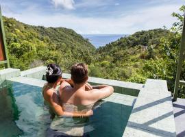 Mae Ya Resort，龜島的附設泳池的飯店