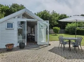 Cozy And Well-Appointed Annex Close To The Beach