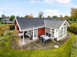 Cozy House In Grenaa, Close To A Lovely Sandy Beach,