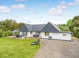 Awesome Home In Rødby With Wifi