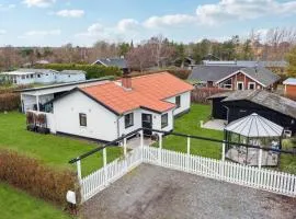 2 Bedroom Awesome Home In Gørlev