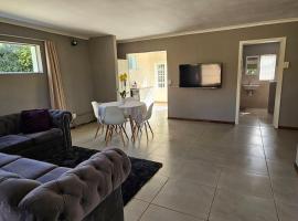 Honeywood Stays - 2 Bedroom Self-Catering Unit