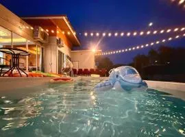 Anny poolvilla 5 bedroom ATV free