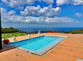 Magnifique appartement MISIK vue sur mer, piscine