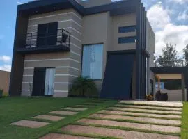 Quarto Casa de Campo Frente Lago