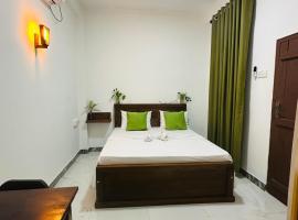 Jaya Villa - Near Airport, hotel in Negombo