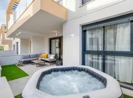 Bouda Residence Luxury stay with Private Jacuzzi