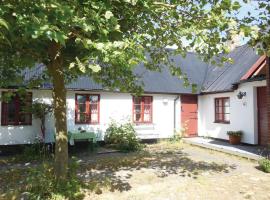 2 Bedroom Amazing Home In Skillinge, hotel v destinaci Skillinge