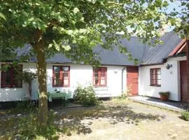 2 Bedroom Amazing Home In Skillinge