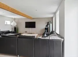 Amazing Home In Føllenslev With Wifi