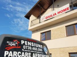 Pensiunea Giulia Home, hotel v destinaci Dezmir