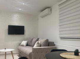 Apartman Cristal LUX, hotel v destinaci Surčin