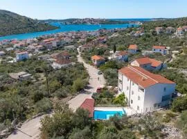 Family-friendly apartments with swimming pool Stupin Celine, Rogoznica - 23257