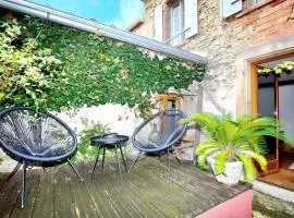 3 Bedroom Beautiful Home In Castelreng