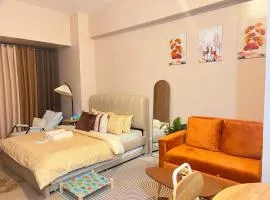 Cozy Condo at Eighty One Newport Blvd across NAIA Terminal 3