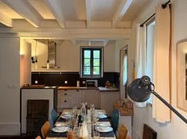 Maison de charme près de Genève, vue et terrasse - idéal familles!