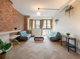 Very Large Central Station Apartments