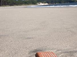 Apartamento familiar en Finisterre playa Langosteira, hotel en Finisterre