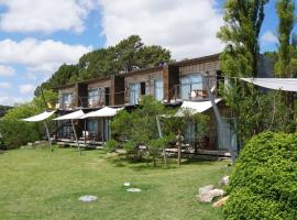 Dalarna Små Hotell، فندق في بونتا دل إستي