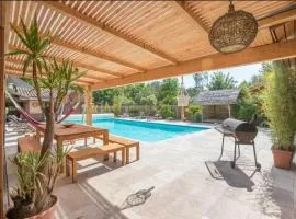 Superbe villa secteur calme avec piscine chauffée