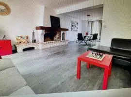 Belle maison à proximité de Château de Versailles avec parking