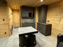 Appartement familiale Résidence Les Vans Recoin 1650, Hotel in Chamrousse