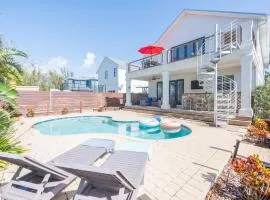 4BD 3BR Pool Paradise 1 mile from Beach & Downtown