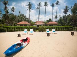 Baan Tawan Chai, luxury hotel in Laem Set Beach