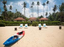 Baan Tawan Chai, villa in Laem Set Beach