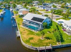 Lazy Palm Retreat Heated Pool Jacuzzi Gulf Canal