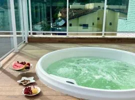 Cobertura Santorini Nova com Spa e Solário na Praia Grande