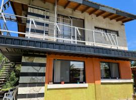 Alojamiento Duendes del Río, hotel em San José