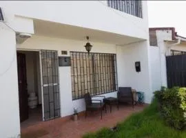 Pieza para 1 persona en el centro de La serena con desayuno