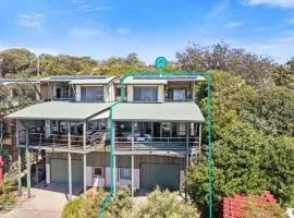Claytons 7 by Discover Stradbroke